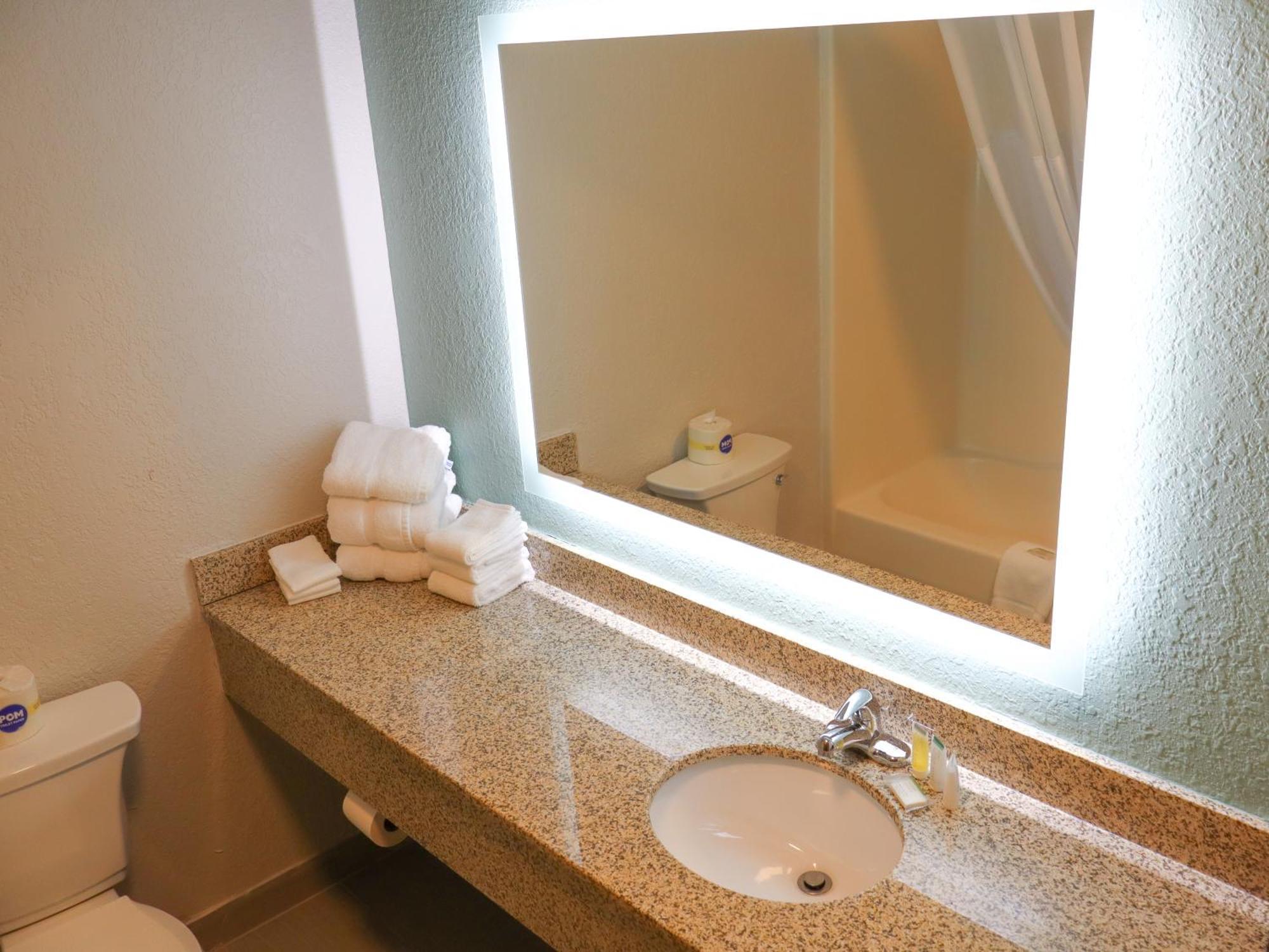 Travelodge By Wyndham Rapid City - Black Hills 외부 사진
