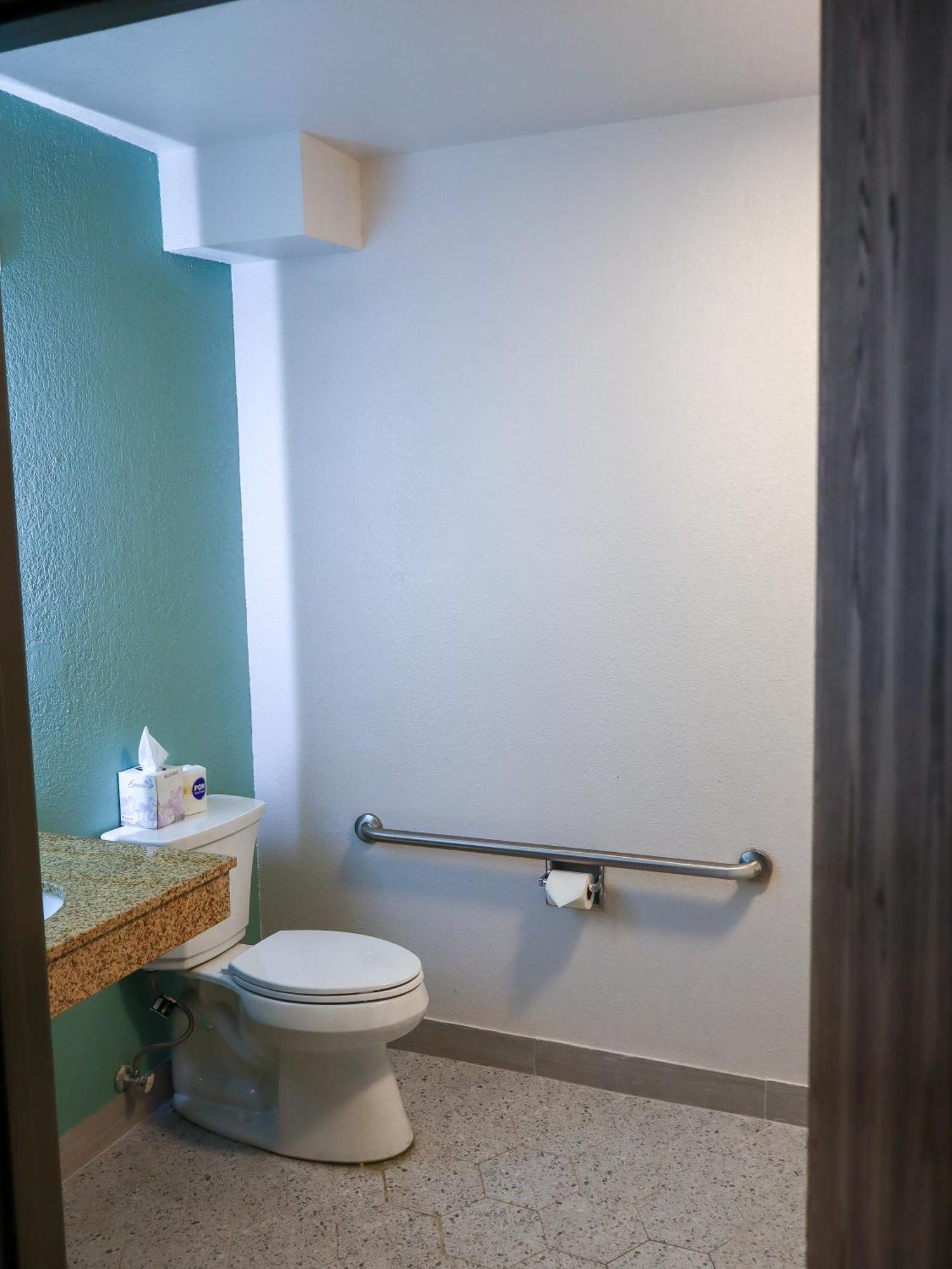 Travelodge By Wyndham Rapid City - Black Hills 외부 사진