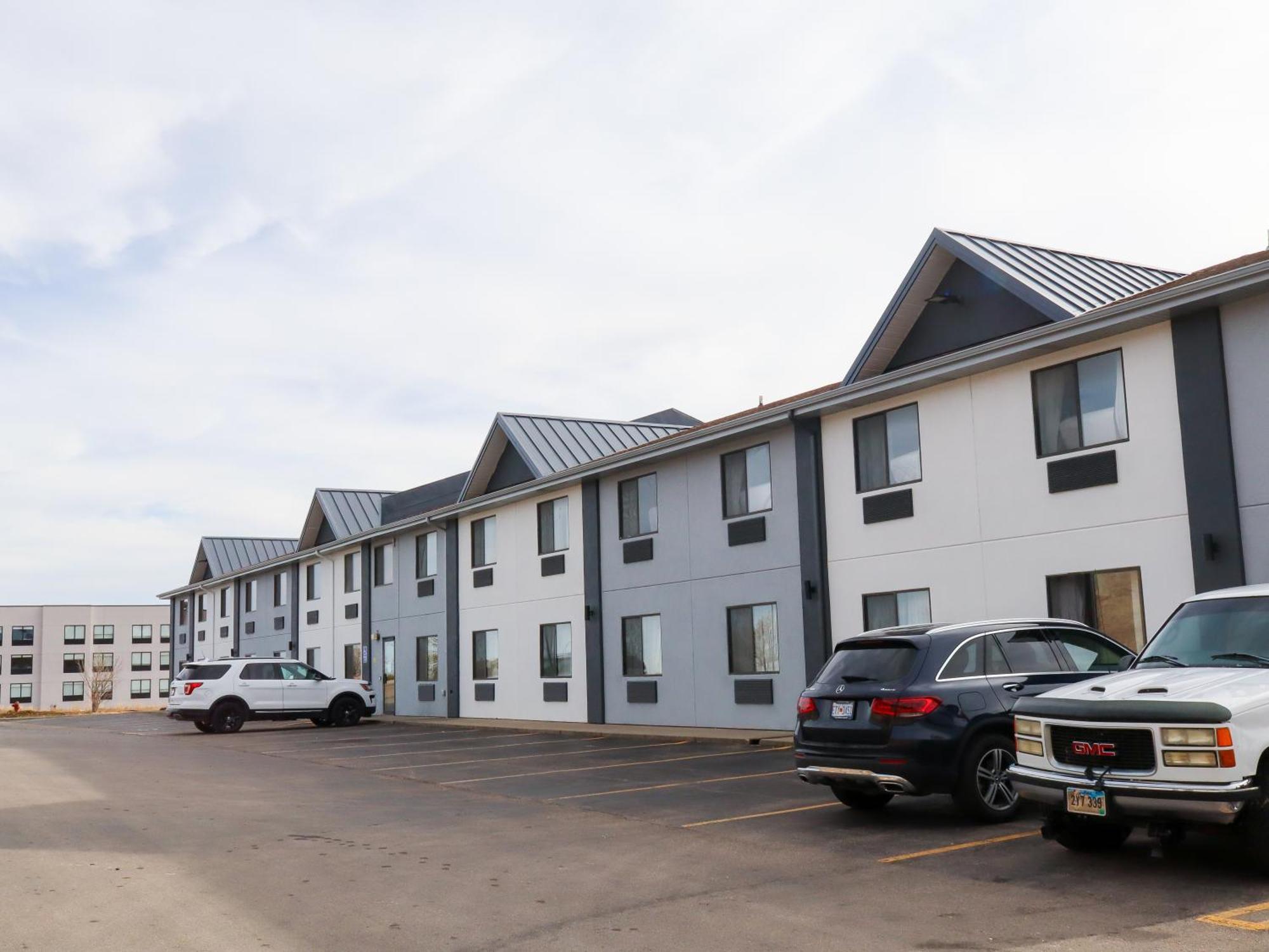 Travelodge By Wyndham Rapid City - Black Hills 외부 사진